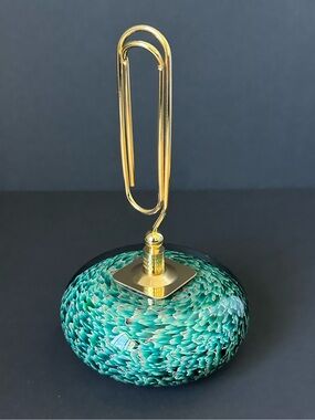 VTG FTM Studio David Lewin Art Glass
Paperweight Memo Clip Holder 1999
Green